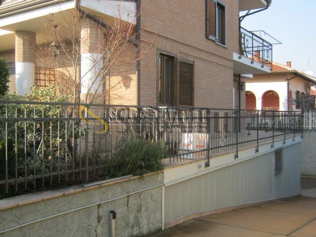 Bilocale con giardino in via rivoli 8/1, Bruino