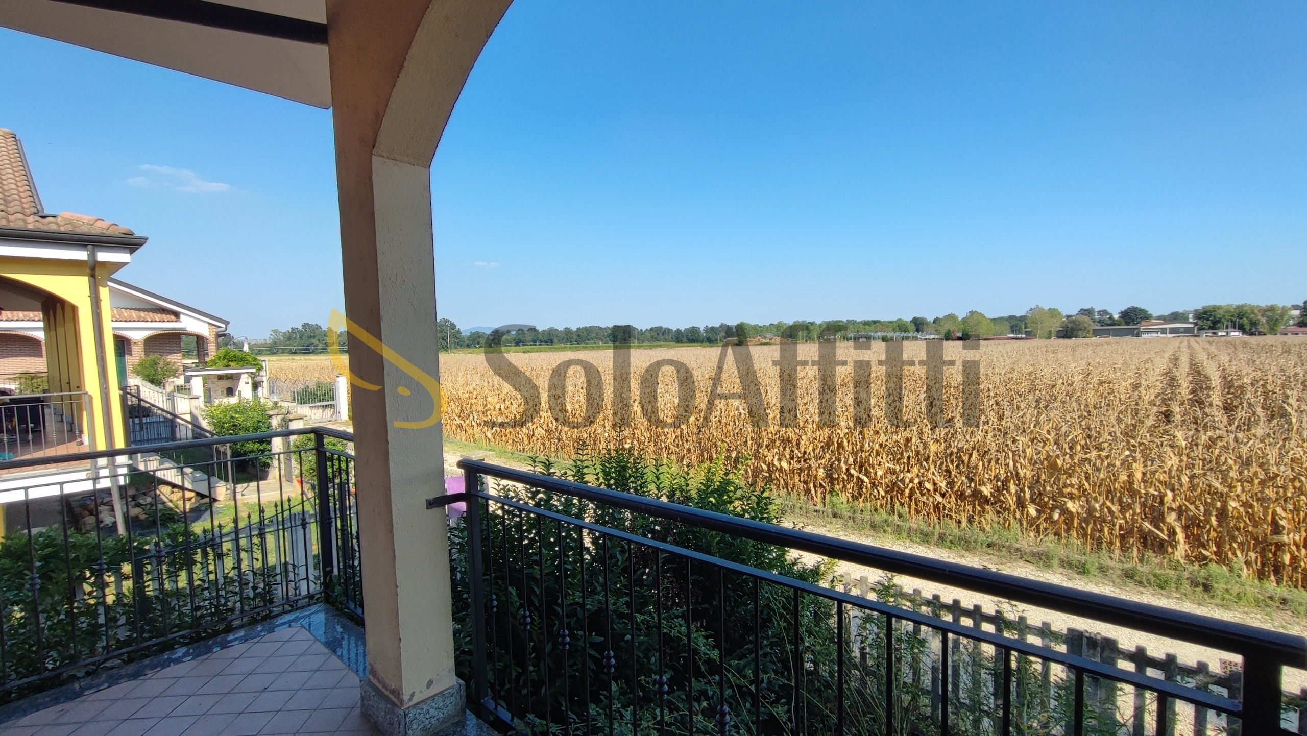 Casa indipendente con giardino in via orbassano, None
