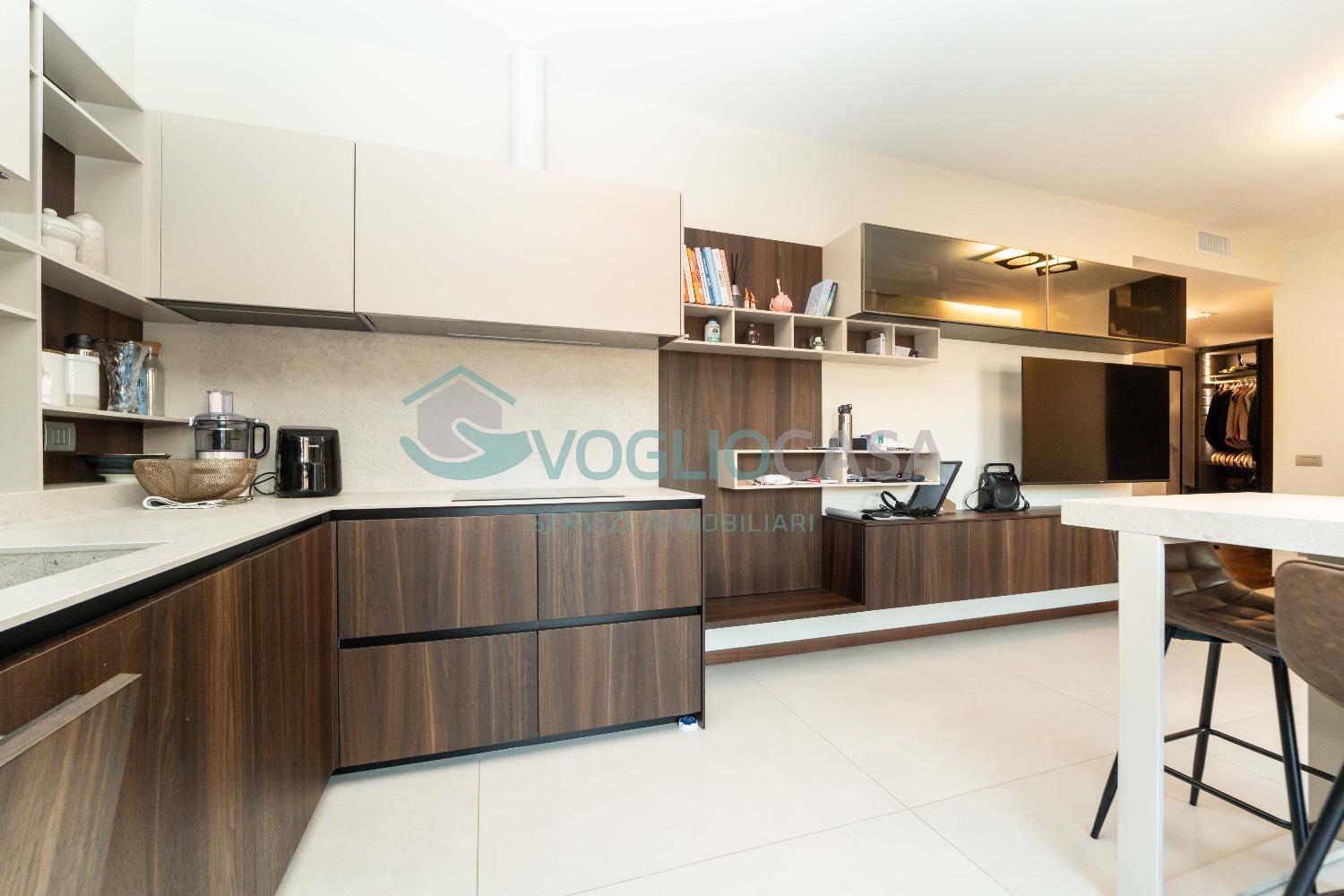 Trilocale arredato in affitto a Milano