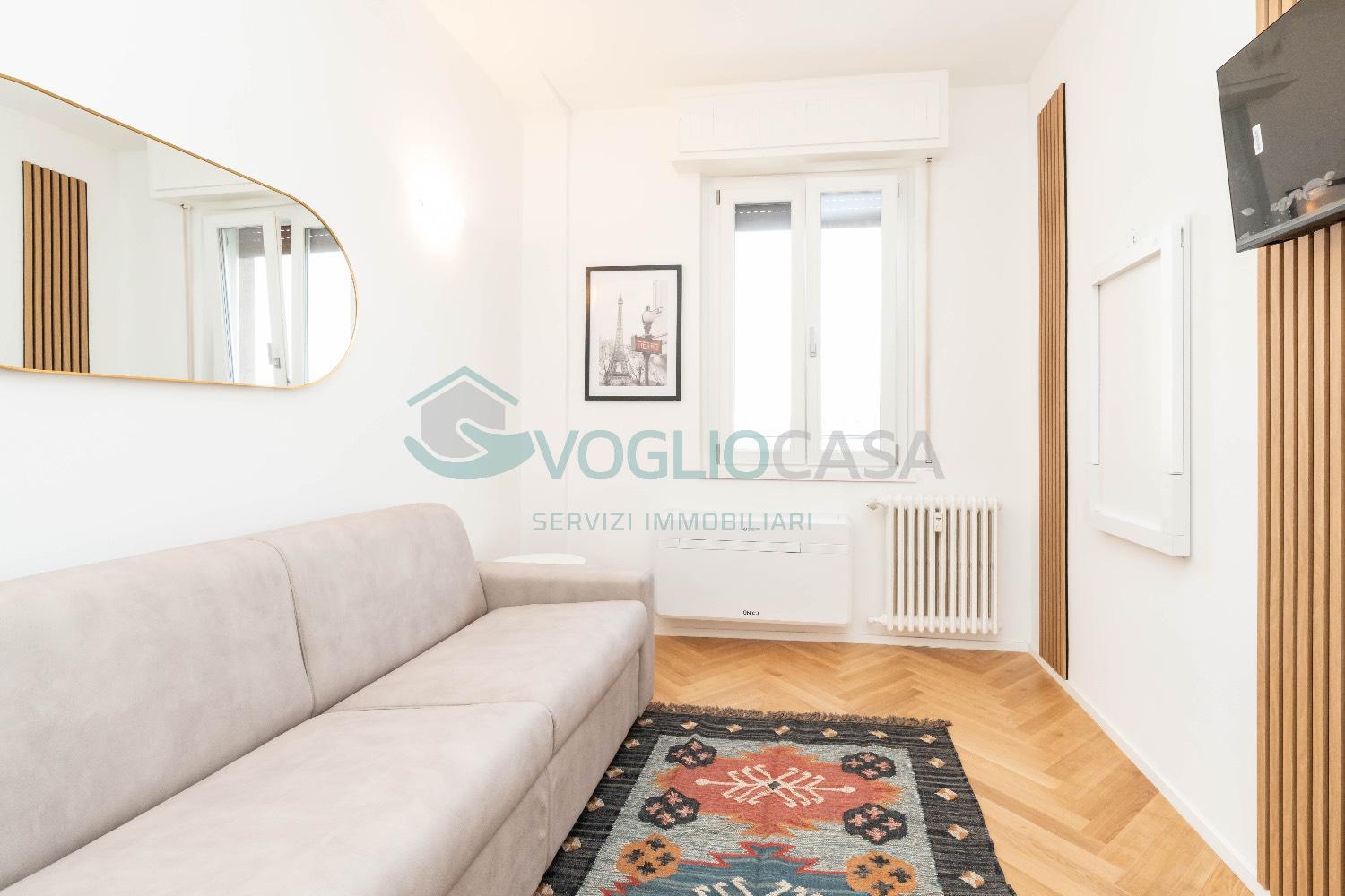 Monolocale arredato in affitto a Milano