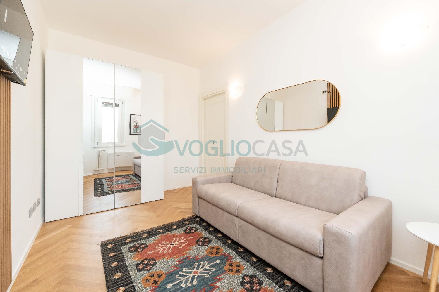 Monolocale arredato in affitto a Milano