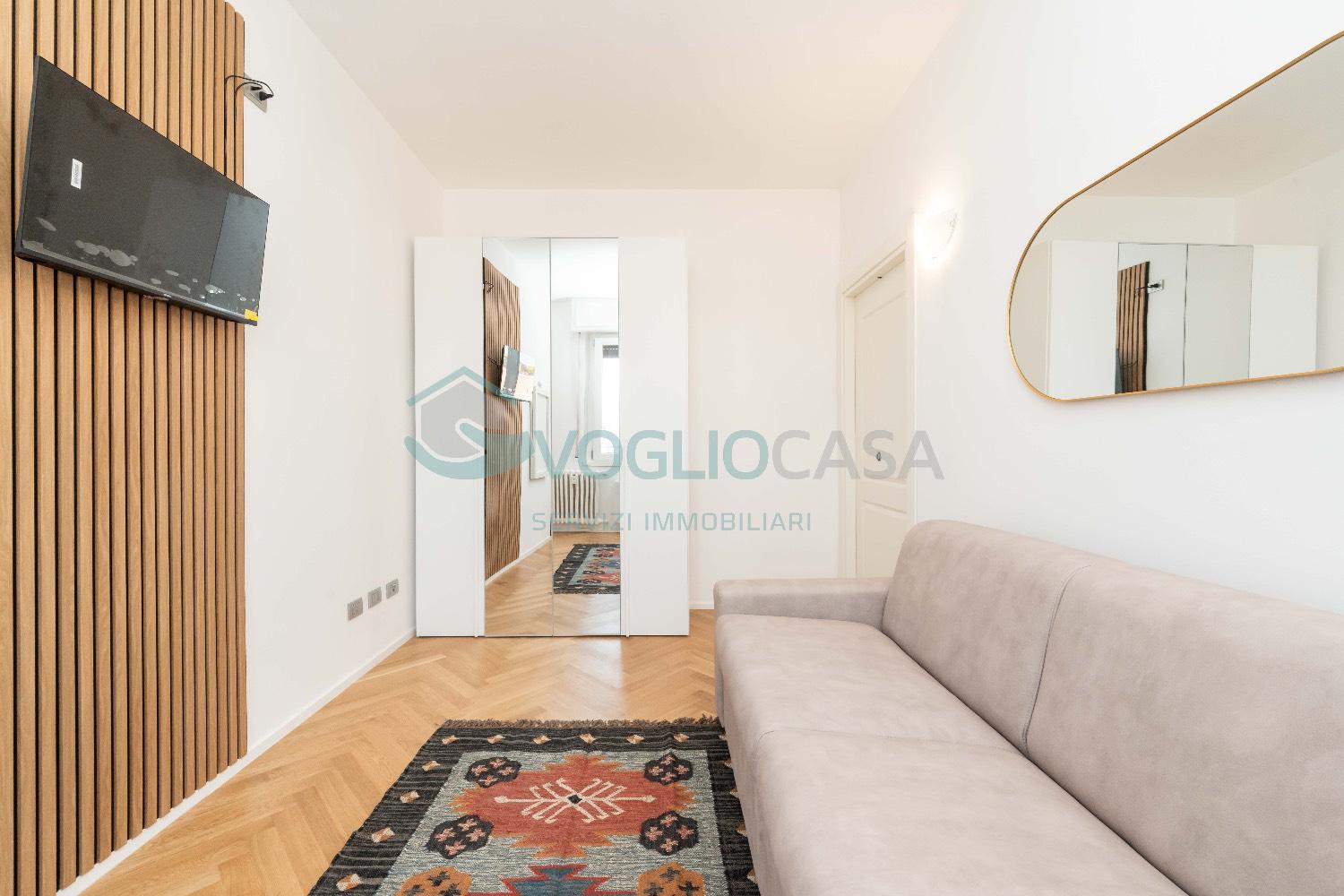 Monolocale arredato in affitto a Milano