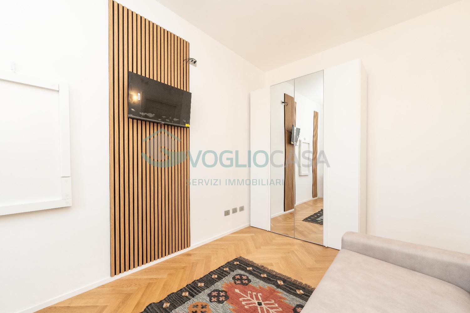 Monolocale arredato in affitto a Milano