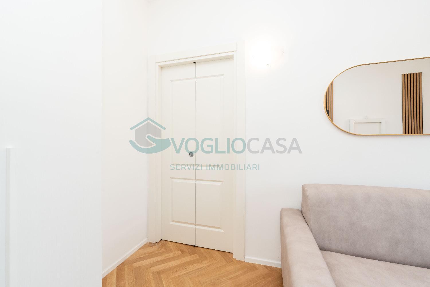 Monolocale arredato in affitto a Milano