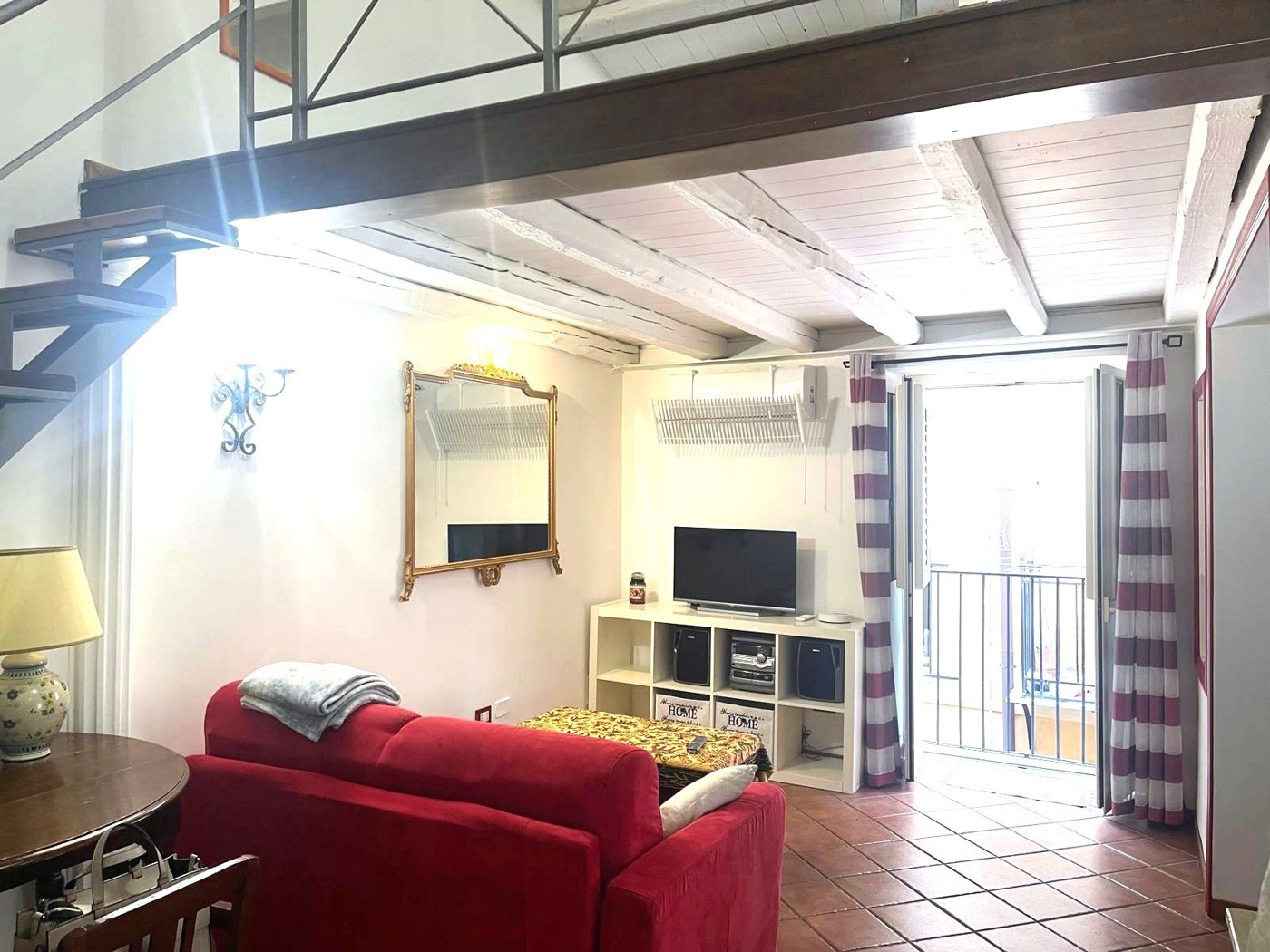 Bilocale arredato in affitto a Palermo
