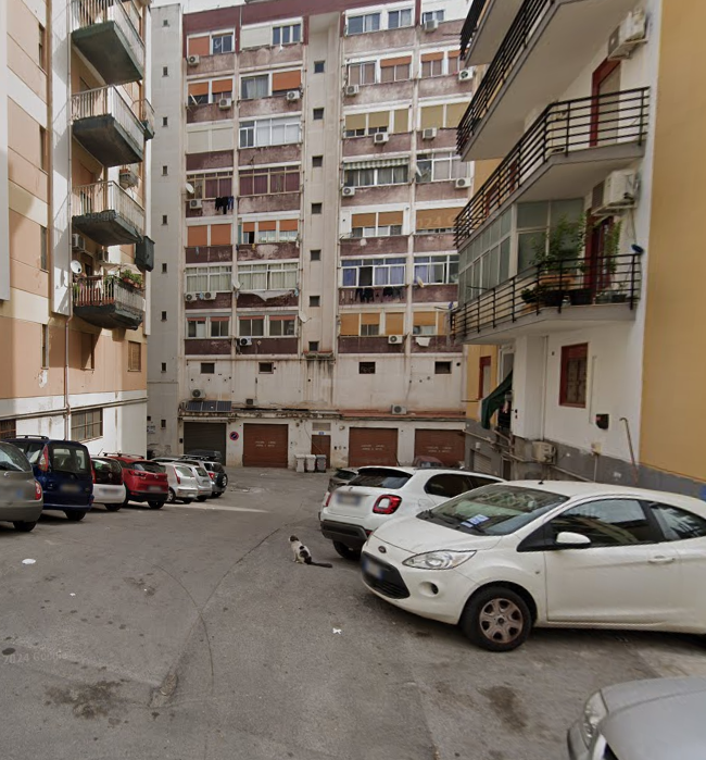 Magazzino in vendita a Palermo
