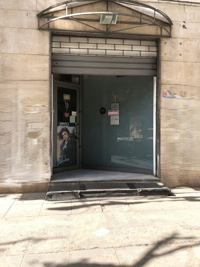 Negozio in vendita a Palermo