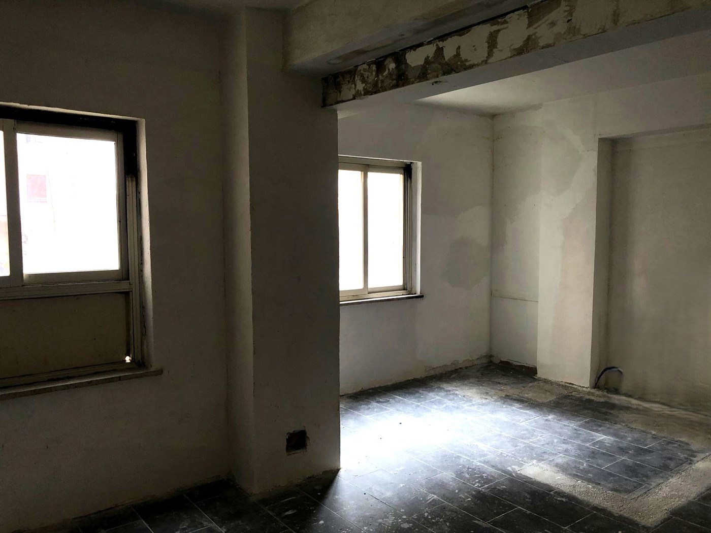 Negozio in affitto a Palermo