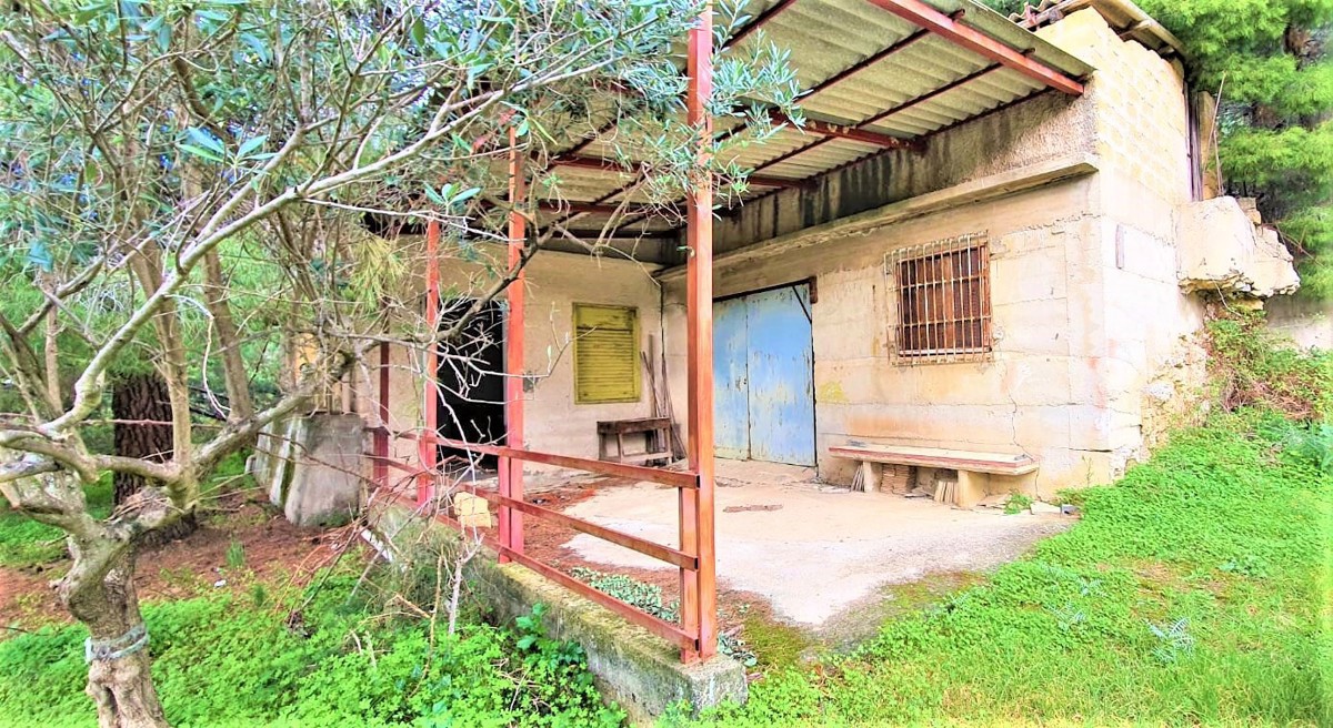 Rustico da ristrutturare a Carini