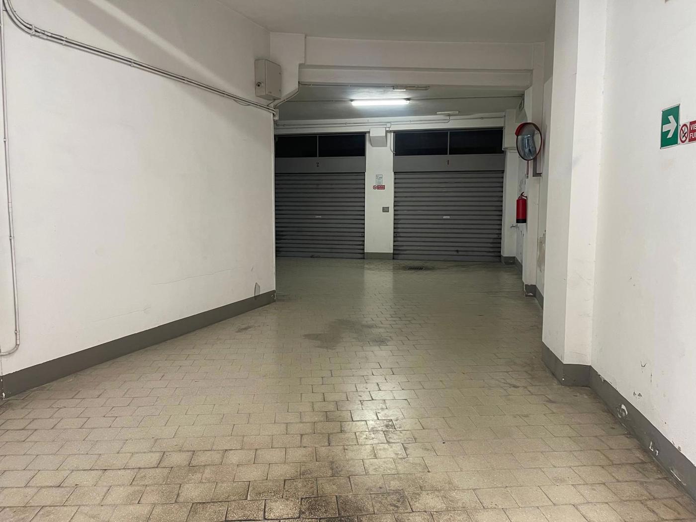 Box/Garage 25mq in vendita a Palermo