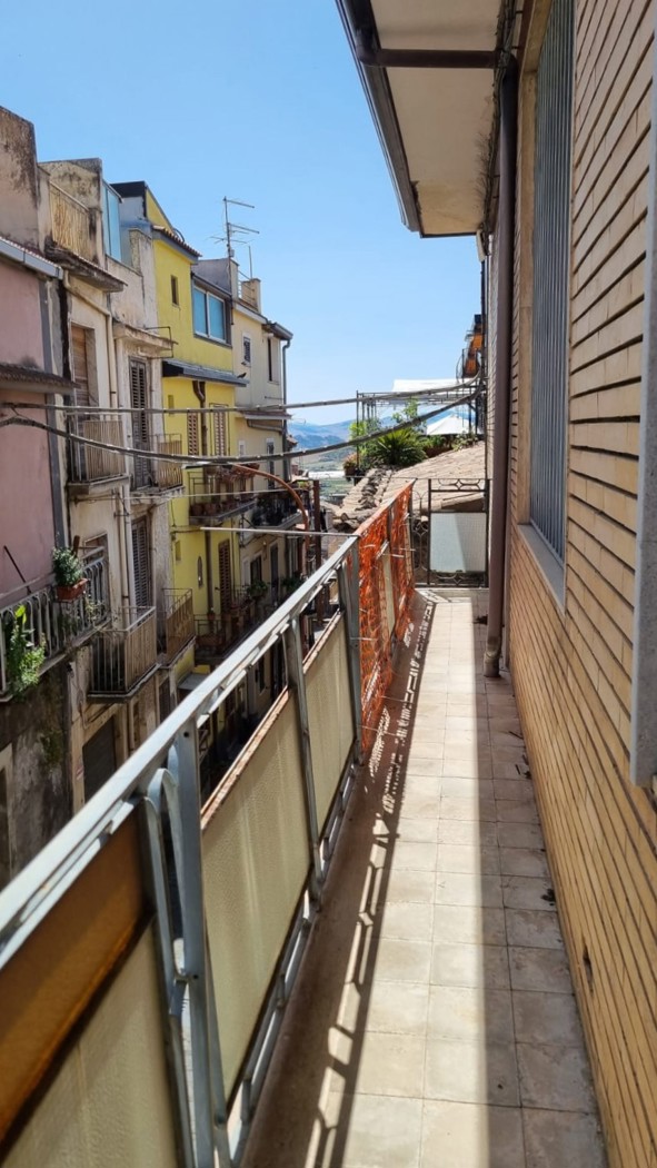 Quadrilocale da ristrutturare a Maletto