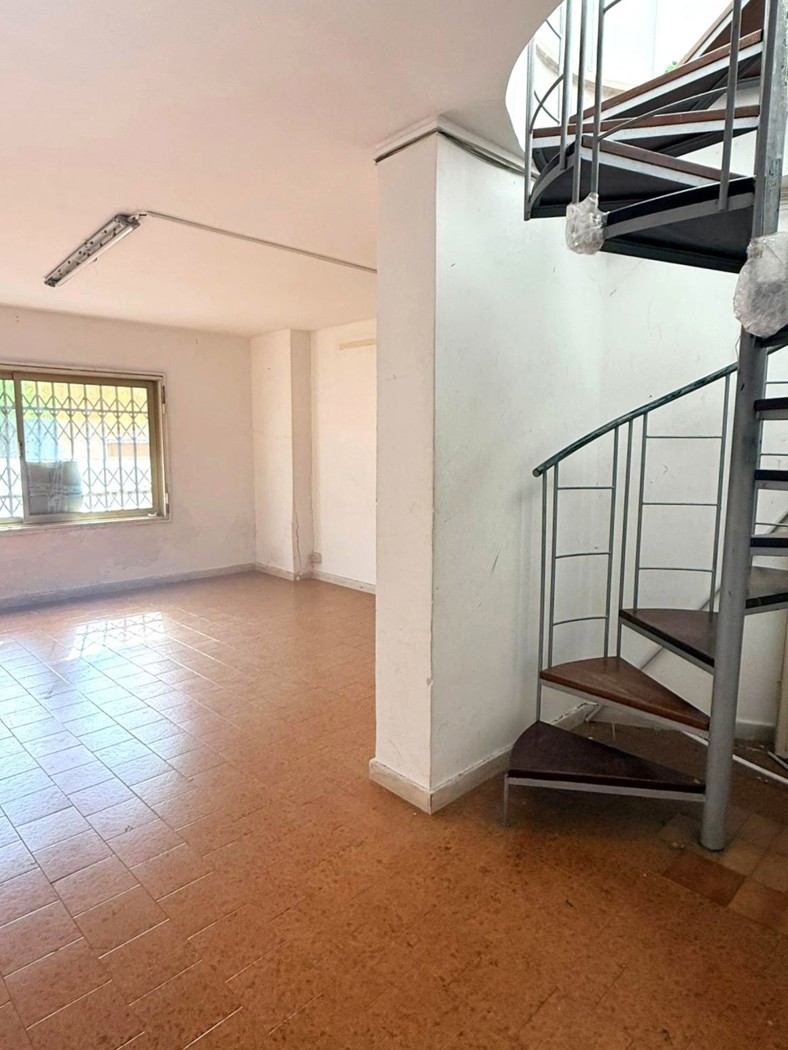 Negozio in vendita a Palermo