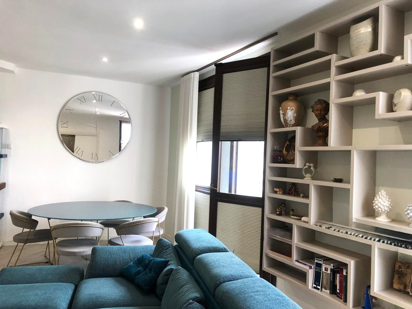 Quadrilocale arredato in affitto a Palermo