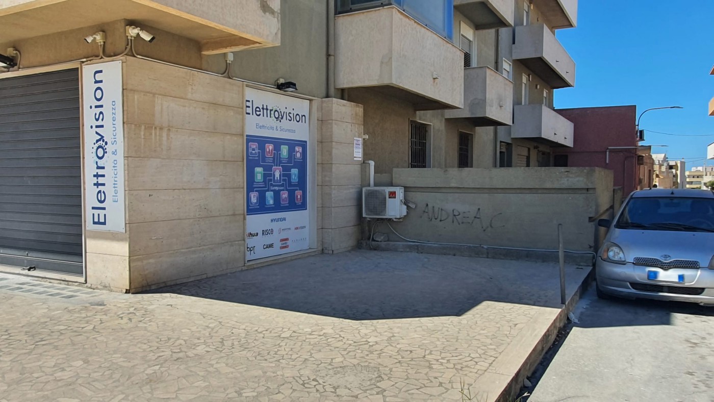 Magazzino in vendita a Marsala
