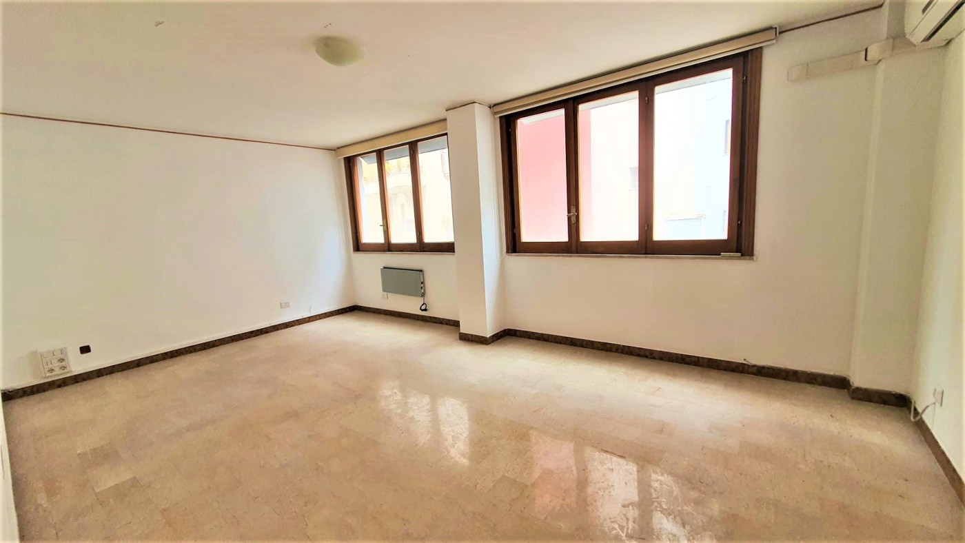Quadrilocale in vendita a Palermo
