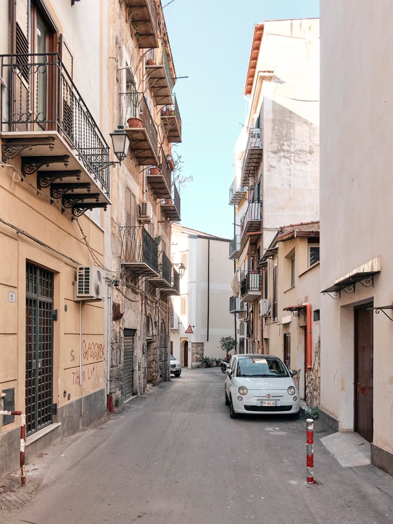 Trilocale arredato in affitto a Palermo