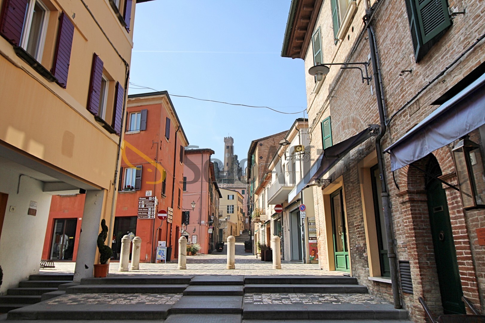 Locale commerciale in affitto in via molari r, Santarcangelo di Romagna