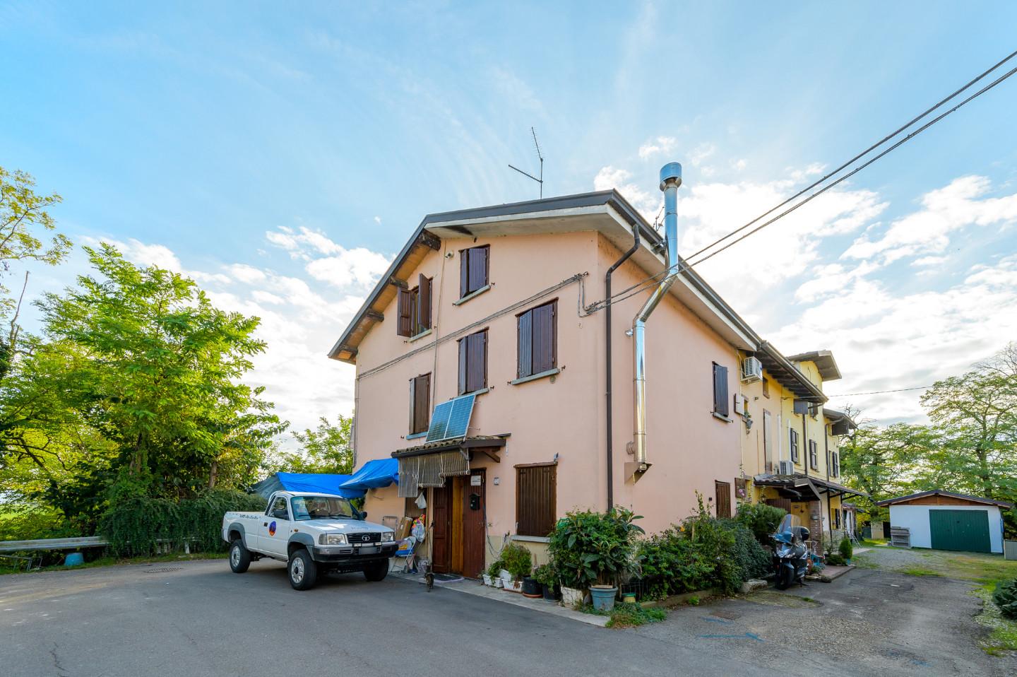 Casa indipendente da ristrutturare, Reggio Emilia pieve modolena