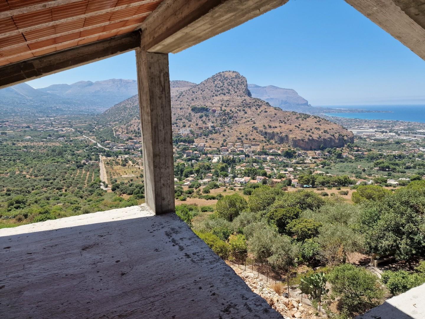 Villa con giardino a Capaci