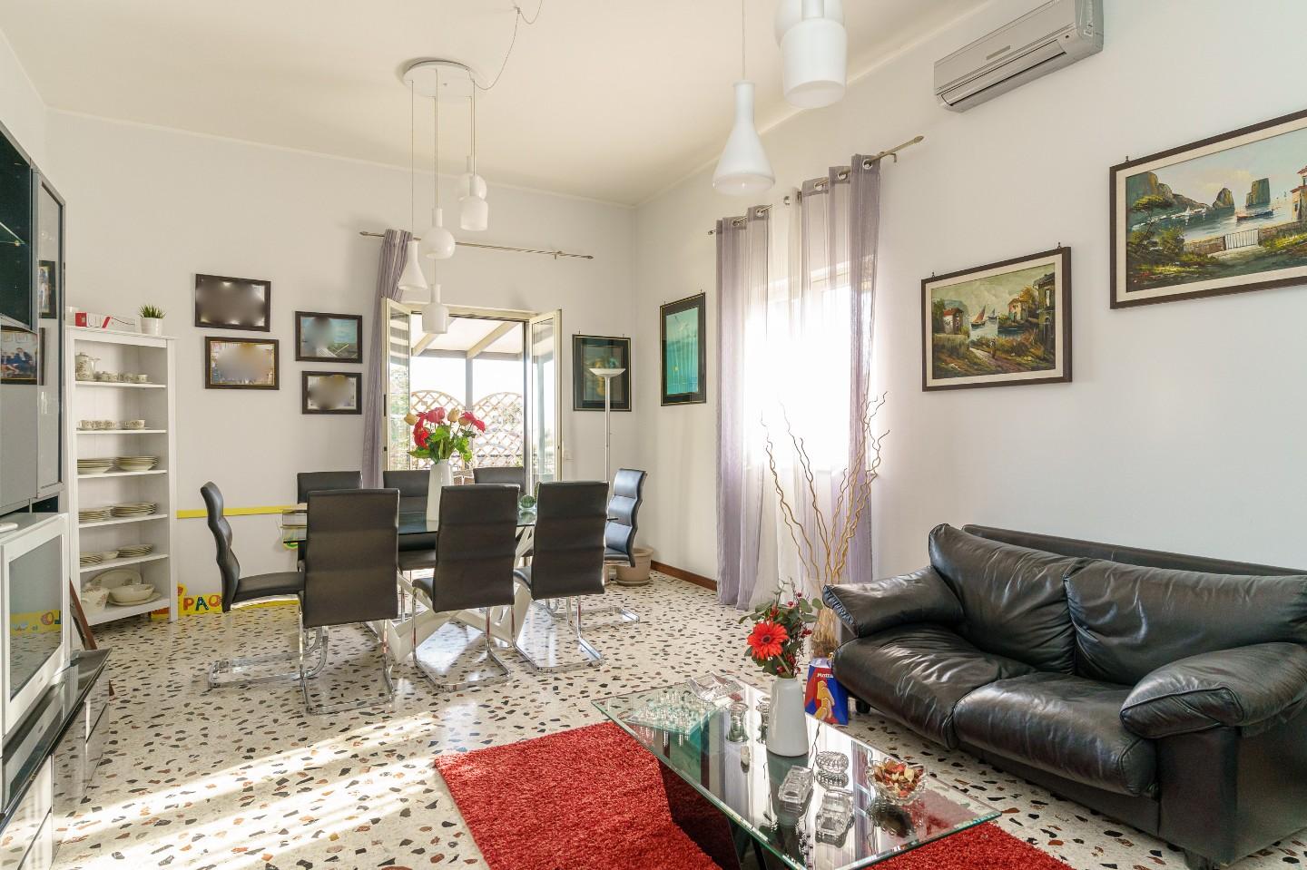 Casa indipendente con terrazzo, San Giovanni la Punta trappeto