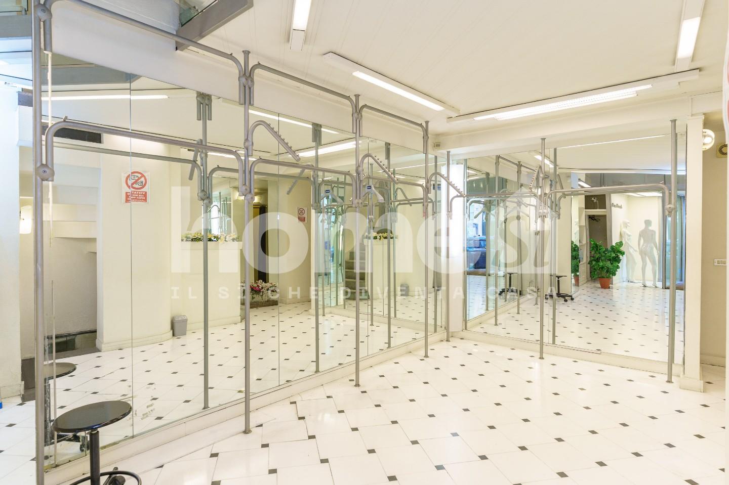 Negozio in affitto a Catania