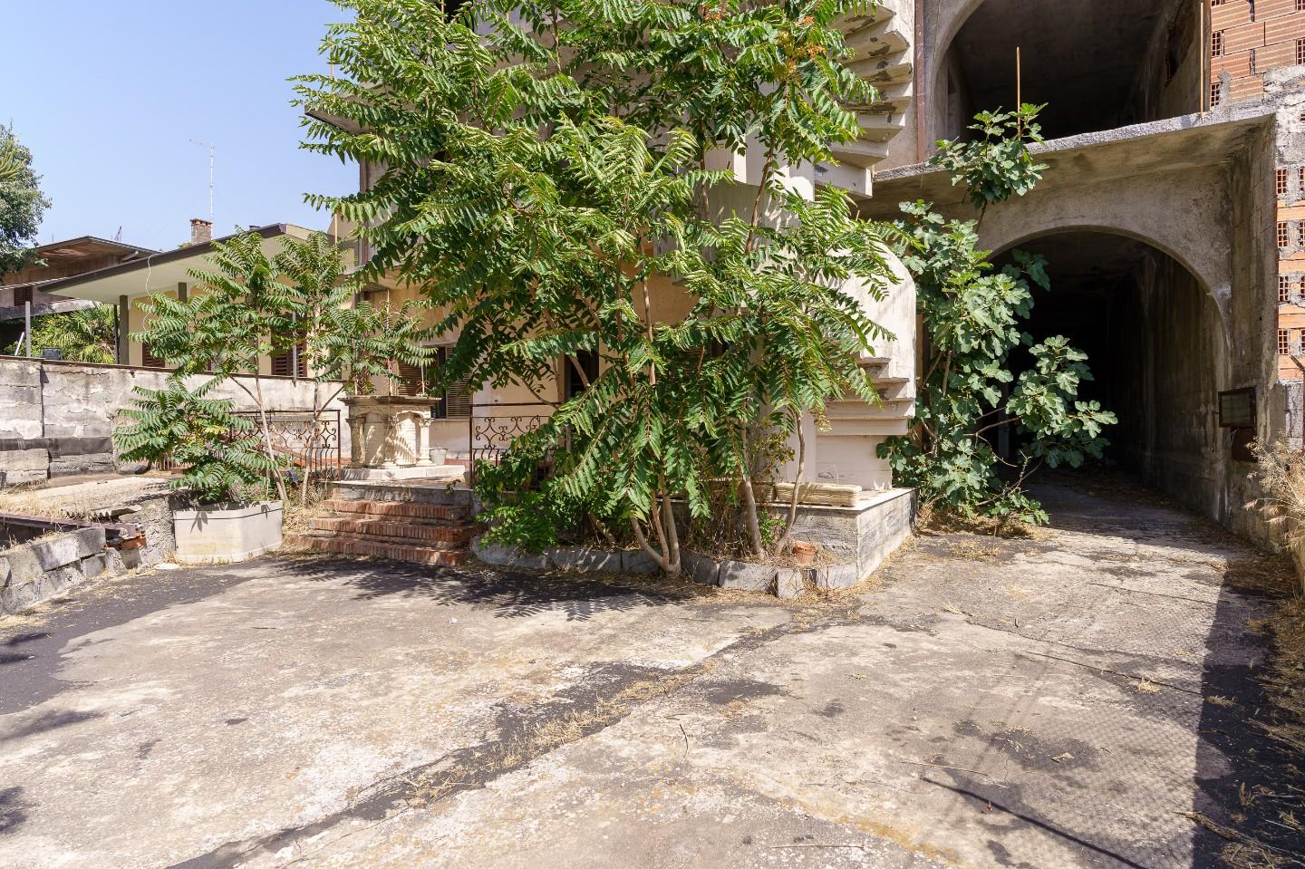 Bilocale con terrazzi a San Giovanni la Punta