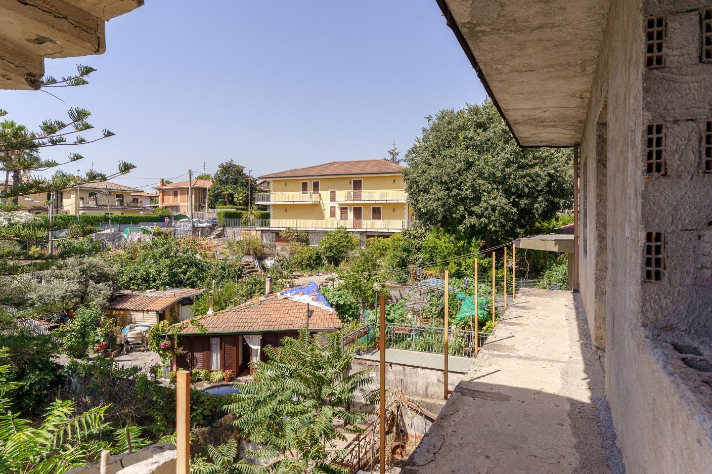 Bilocale con terrazzi a San Giovanni la Punta