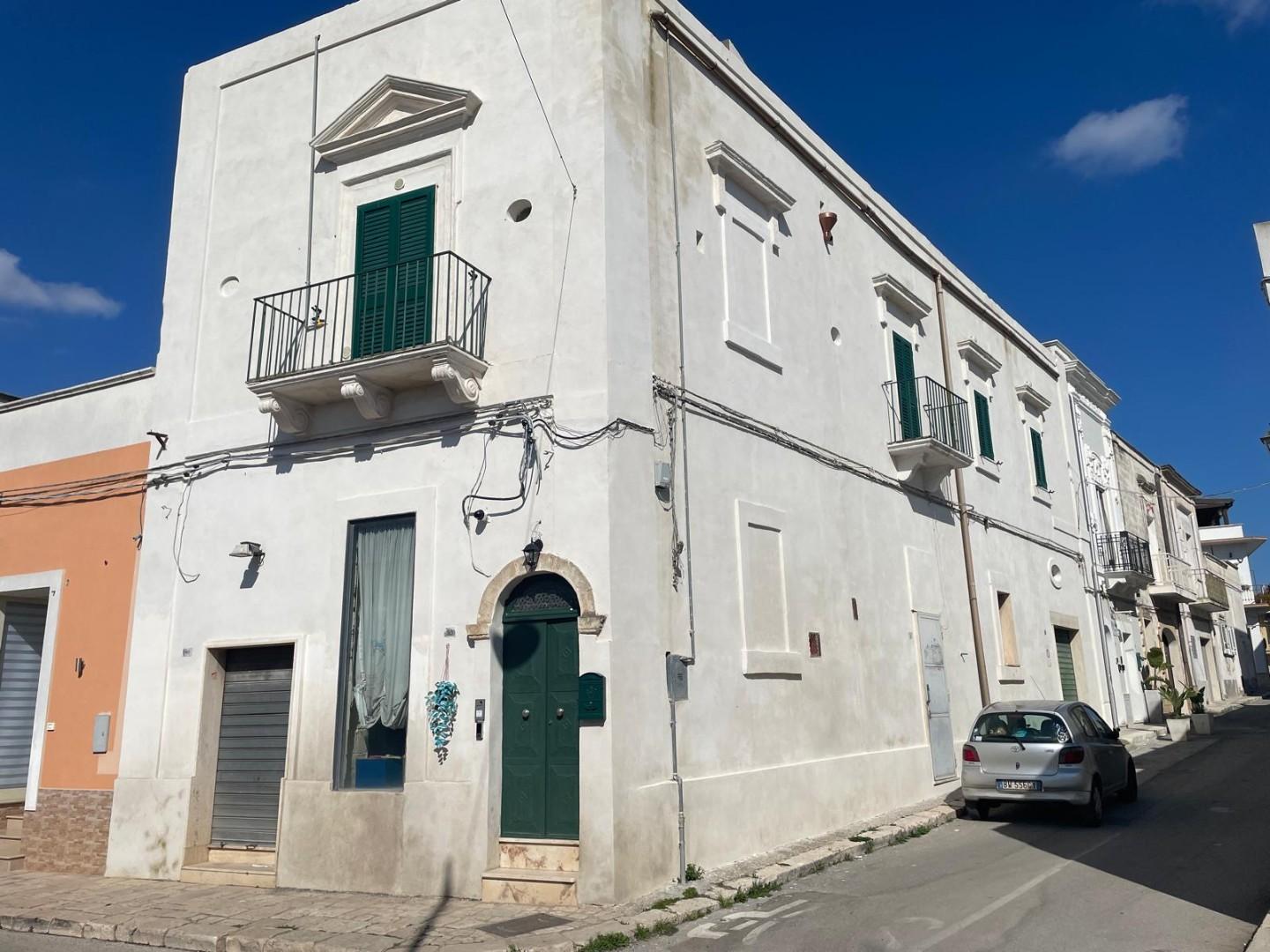 Casa indipendente in vendita a Lizzano