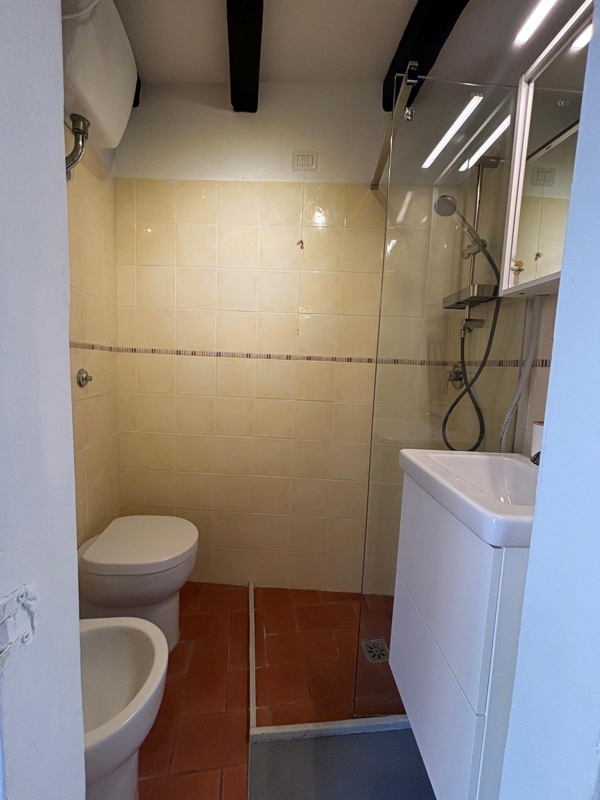 Monolocale arredato in affitto a Bologna