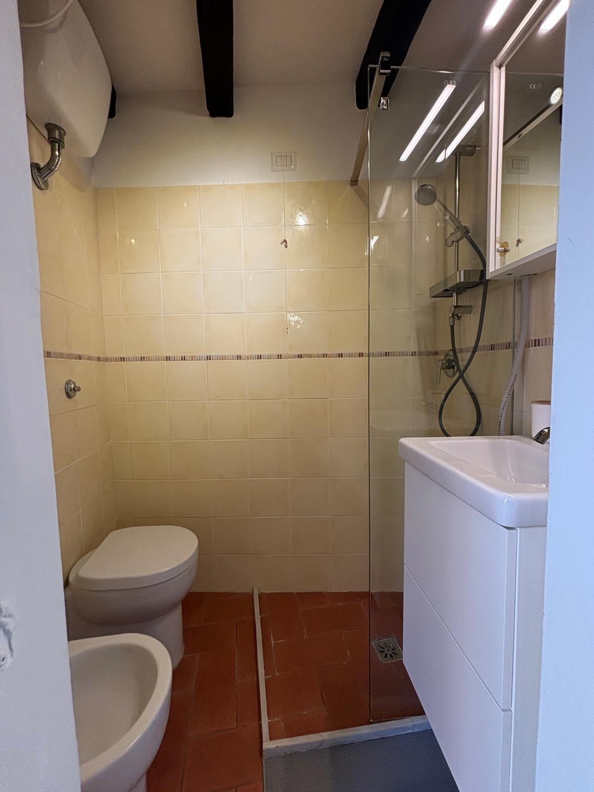 Monolocale arredato in affitto a Bologna