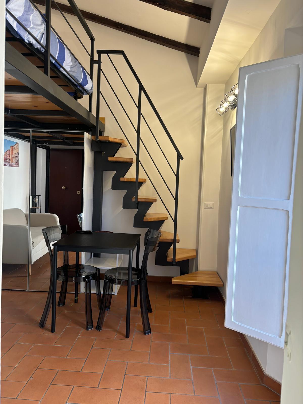 Monolocale arredato in affitto a Bologna