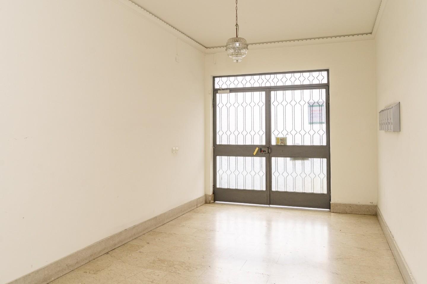 Ufficio da ristrutturare a Sant'Agata Li Battiati