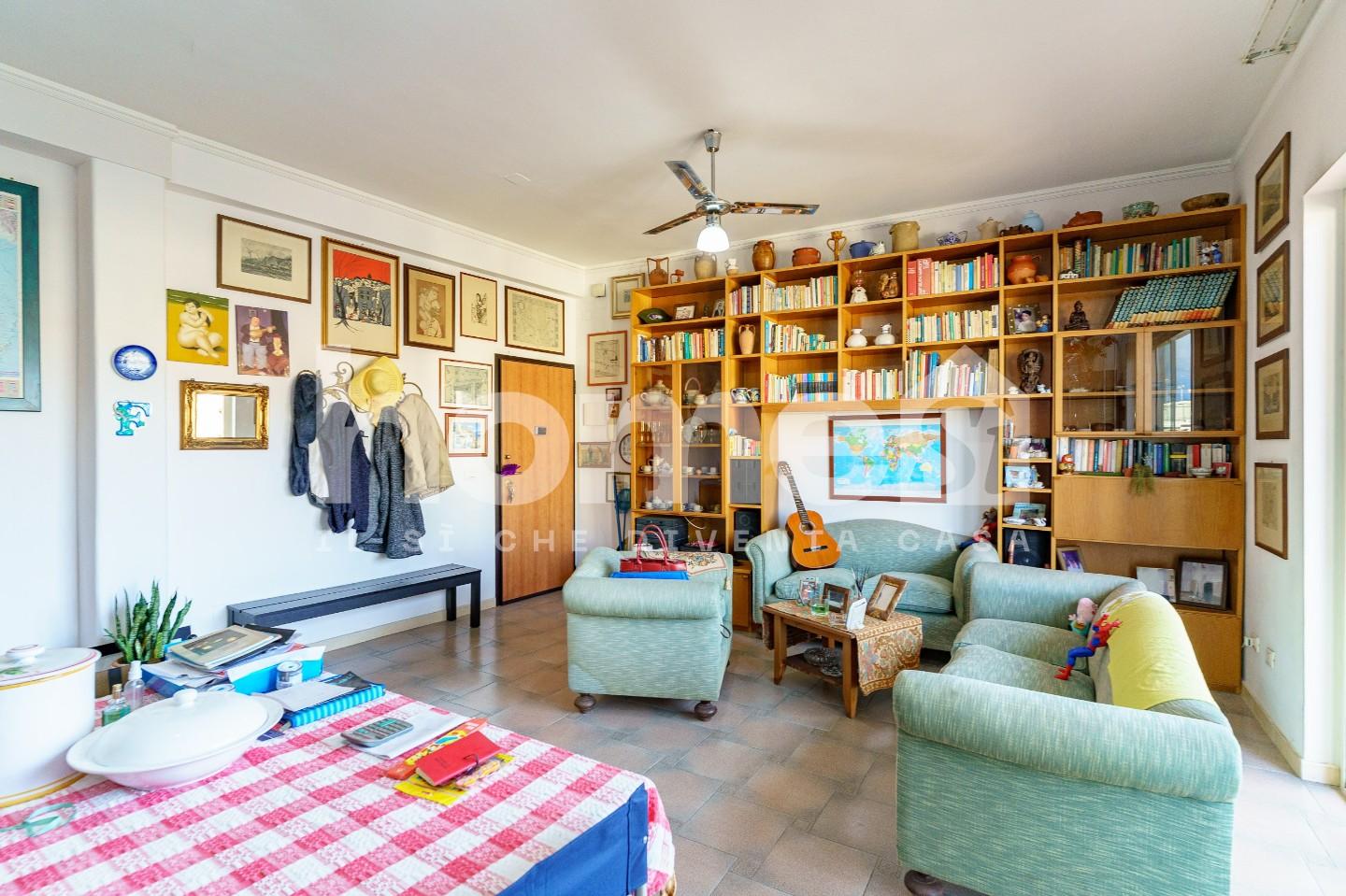 Quadrilocale con terrazzo a Catania