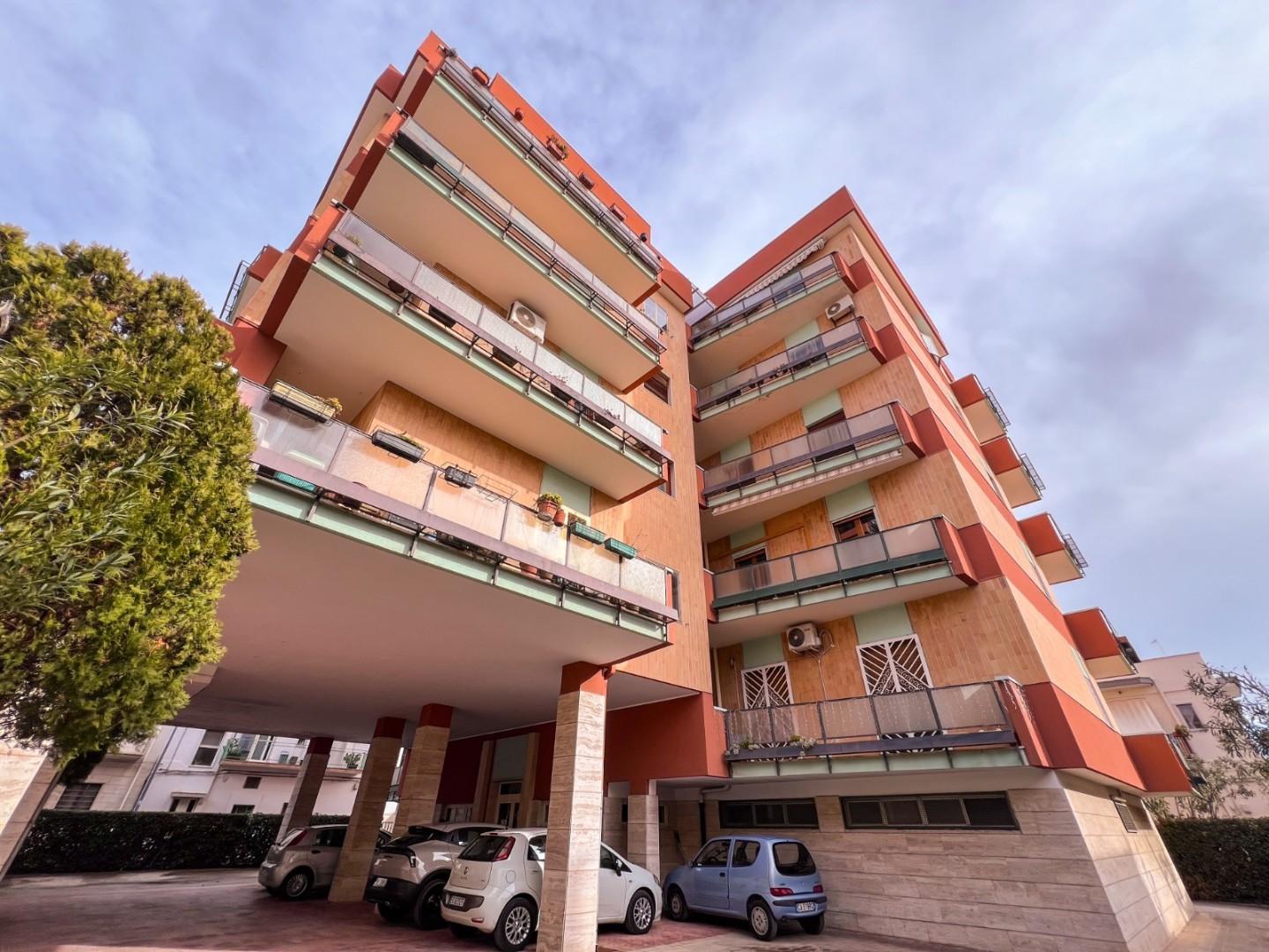 Appartamento in vendita a Massafra