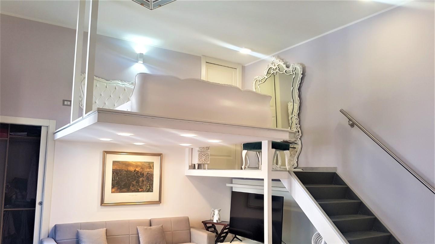 Monolocale arredato in affitto a Catania