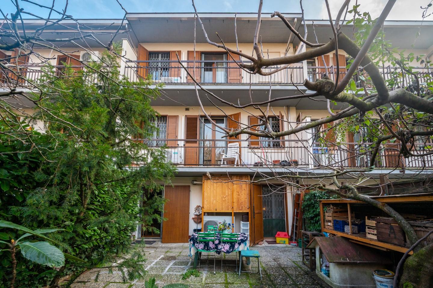 Villa con giardino, Modena baggiovara