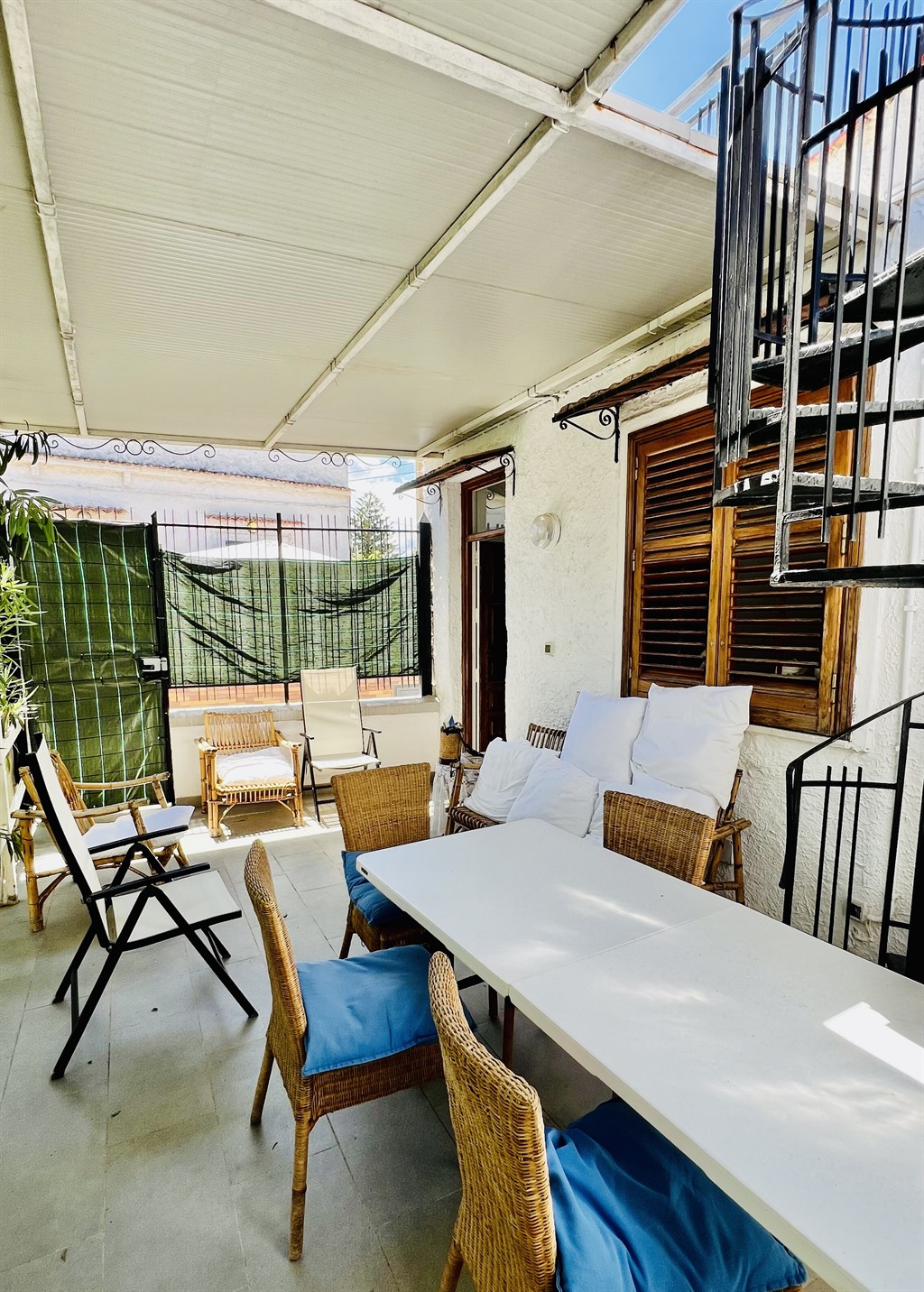 Casa indipendente arredata in affitto a Palermo