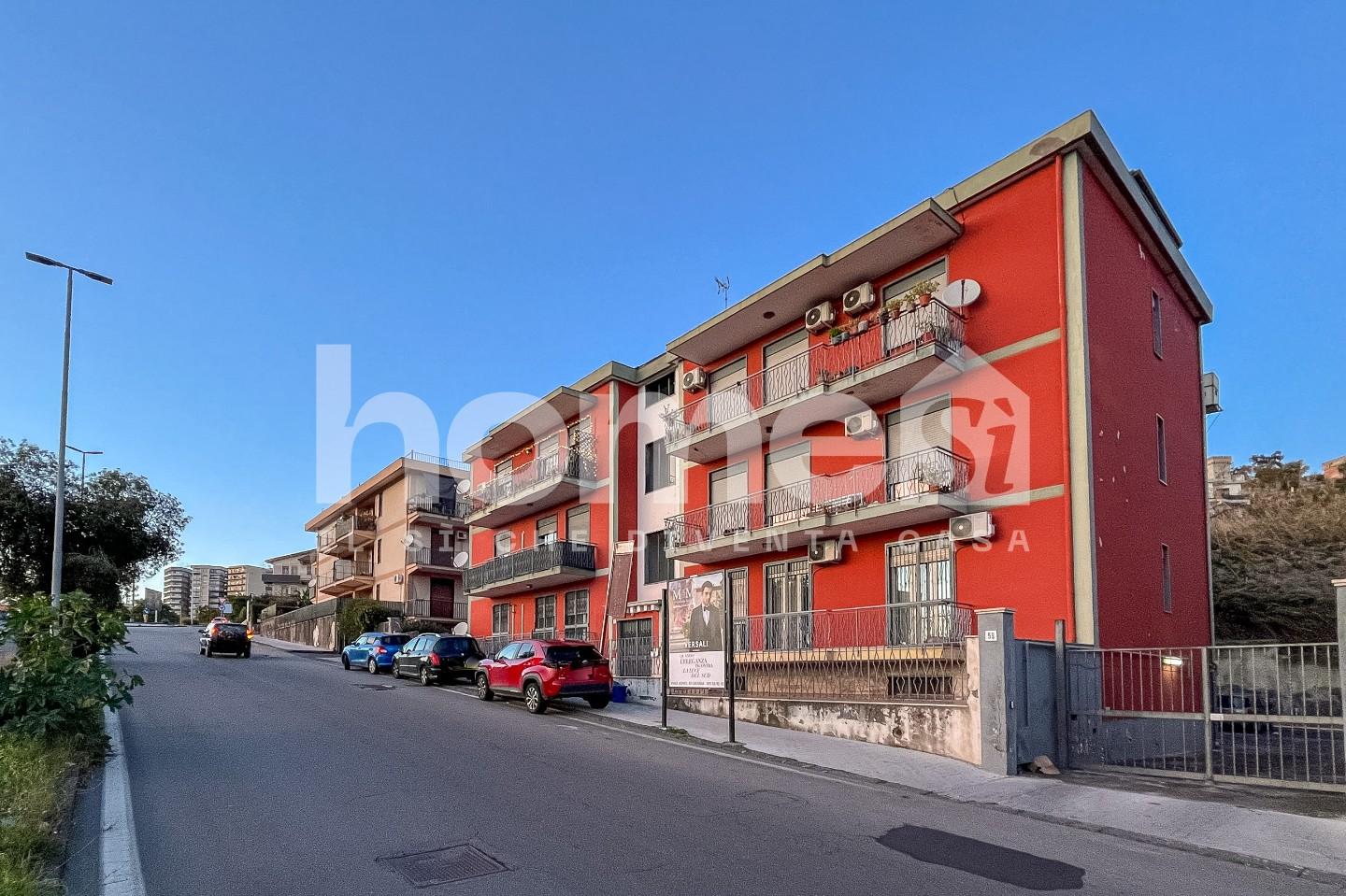 Appartamento da ristrutturare a Sant'Agata Li Battiati