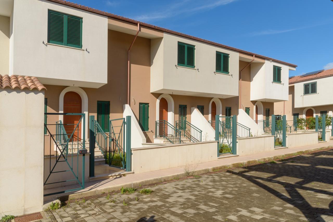 Villa con giardino a Crispiano