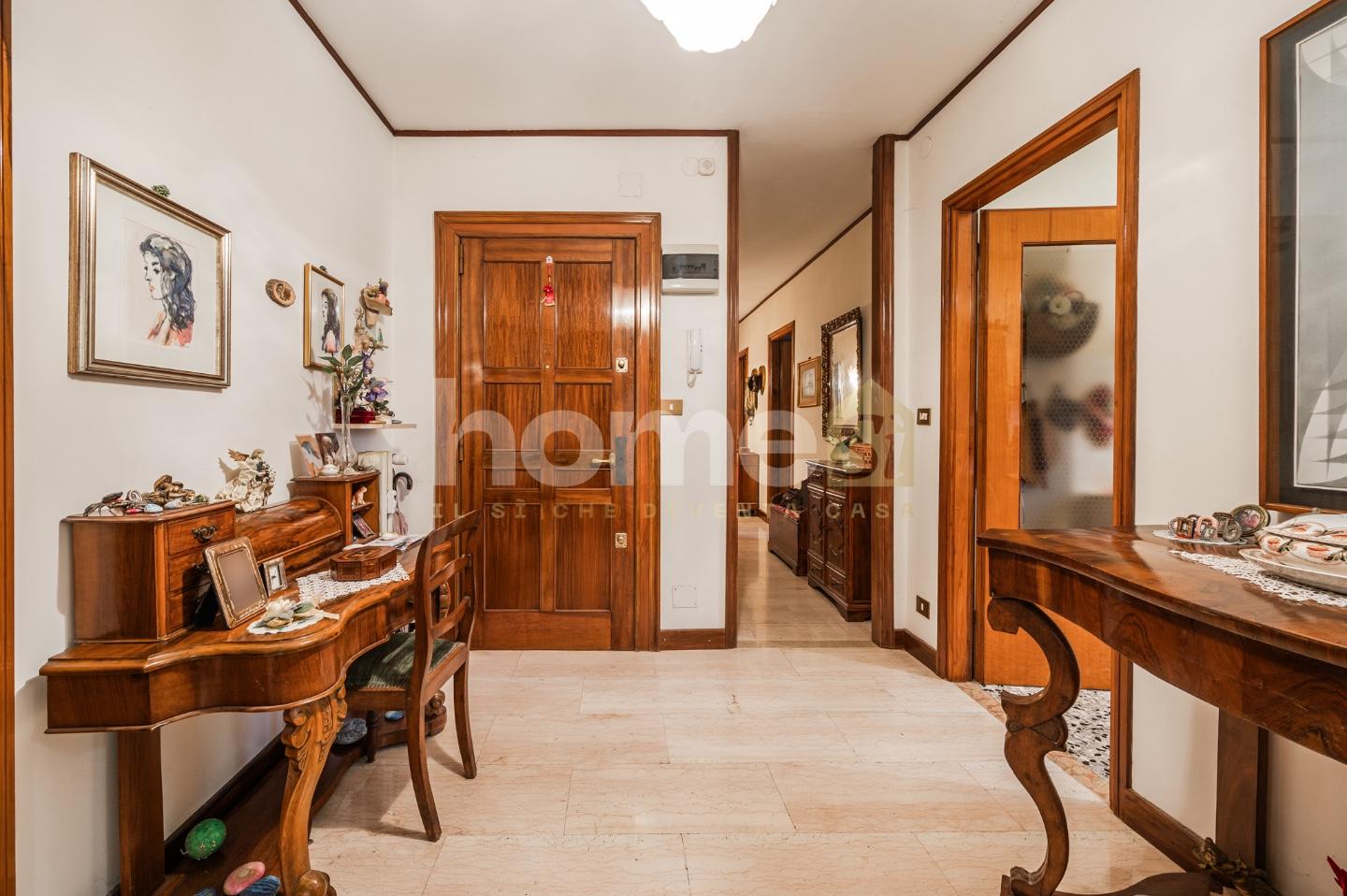 Appartamento in vendita a Reggio Emilia