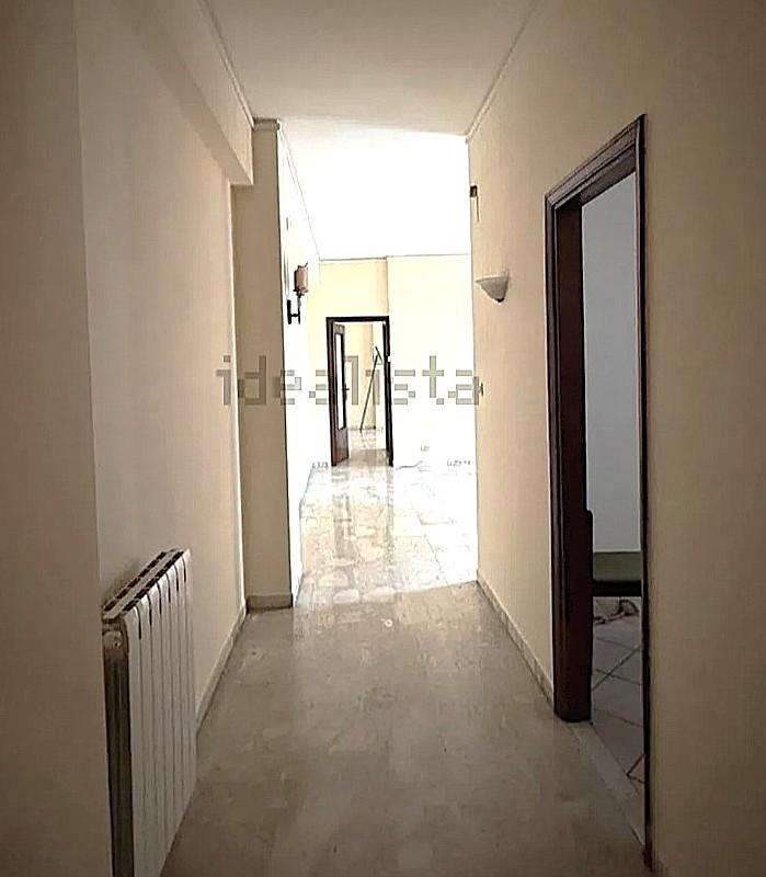 Trilocale ristrutturato a Catania