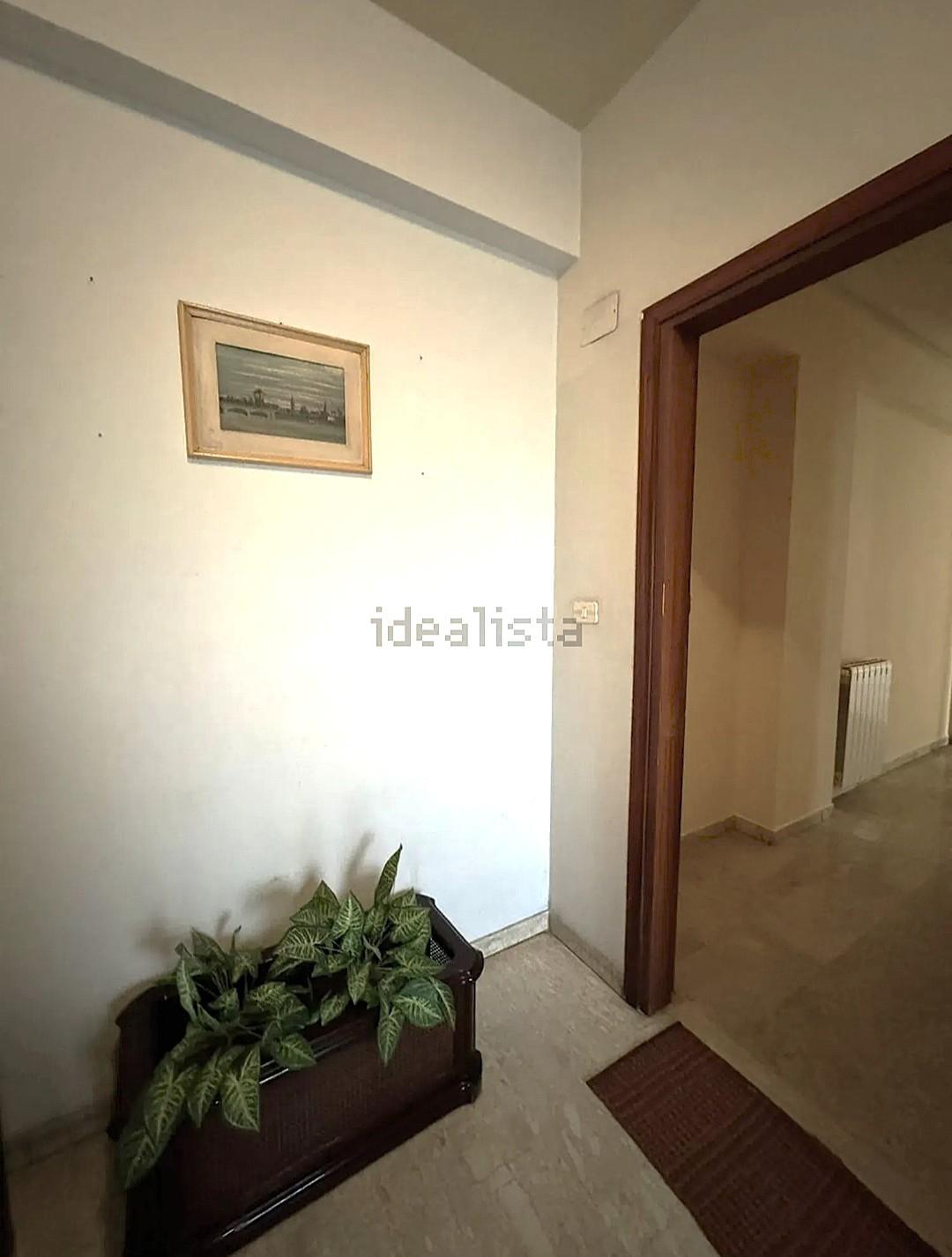 Trilocale ristrutturato a Catania