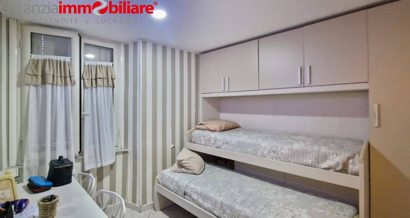 Appartamento in vendita a Napoli