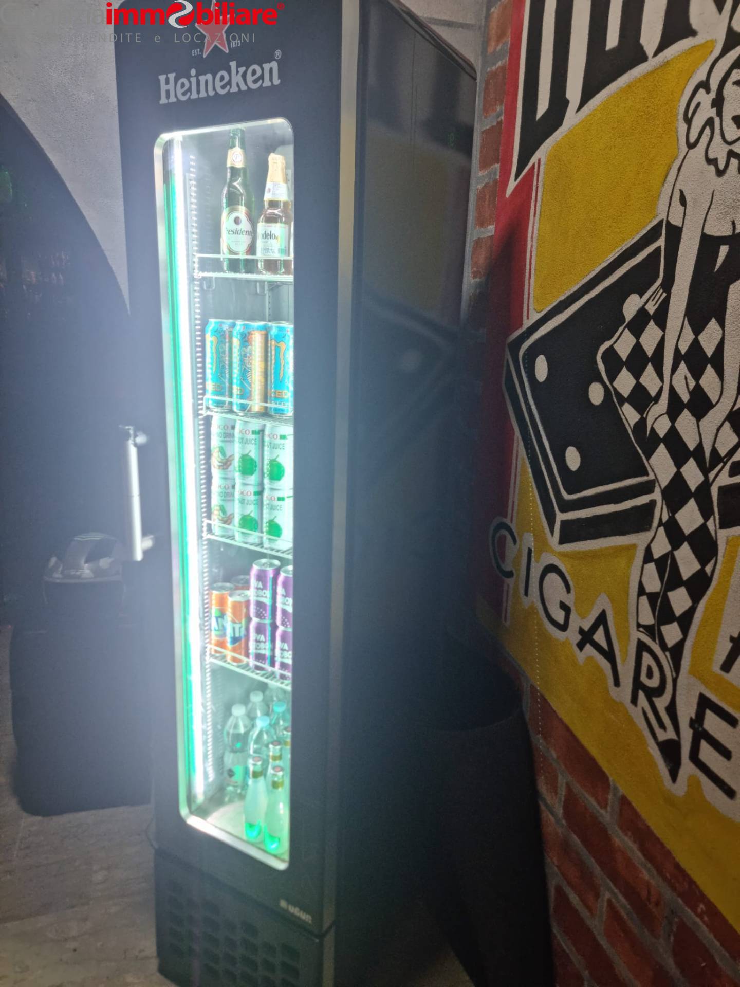 Attivit commerciale in vendita a Napoli, San Carlo Arena