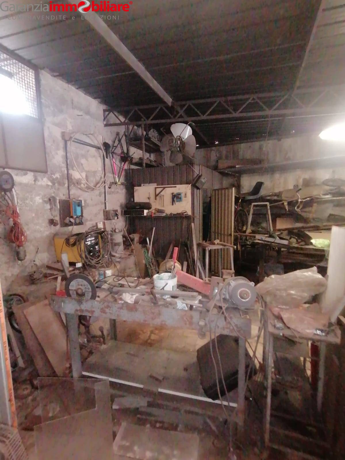 Box o garage in vendita a San Sebastiano al Vesuvio