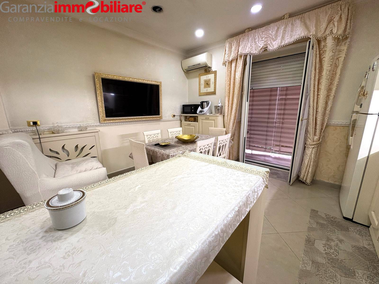 Appartamento in vendita a Napoli