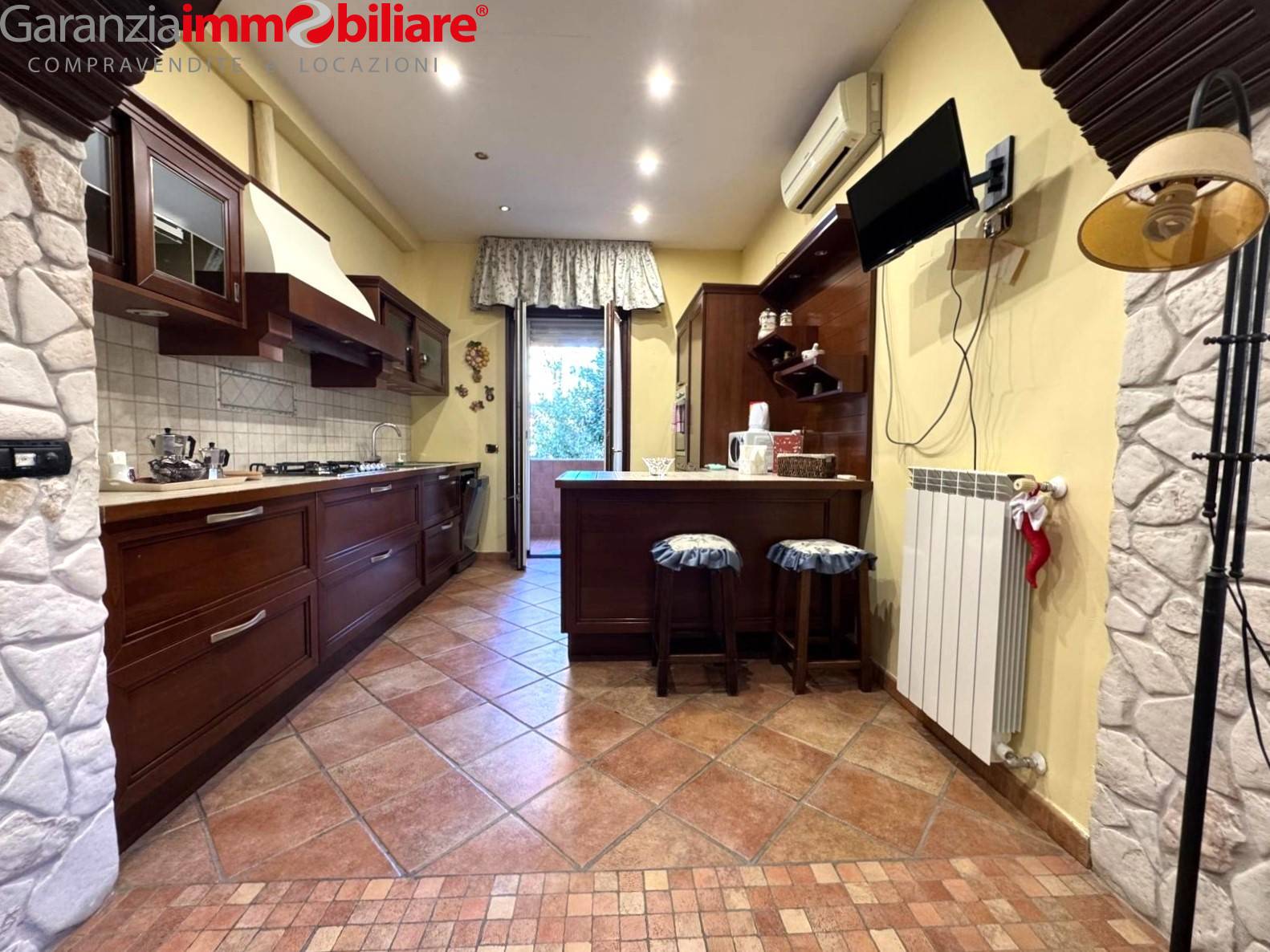 Appartamento in vendita a Napoli