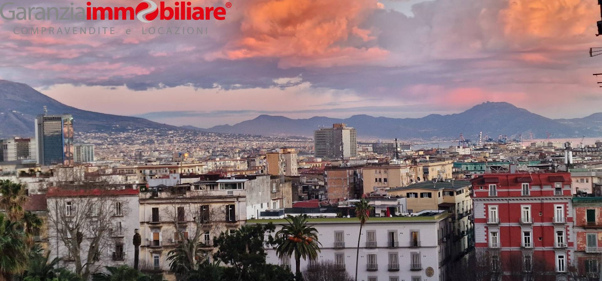 Appartamento in vendita a Napoli