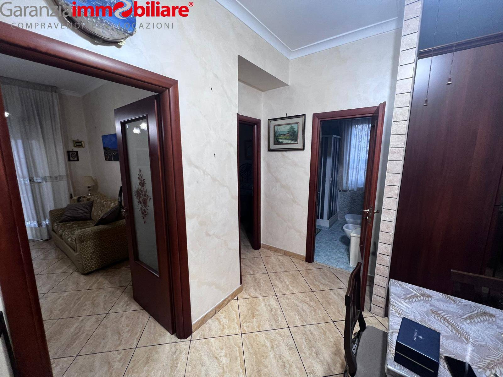 Appartamento in vendita a Napoli, San Carlo Arena