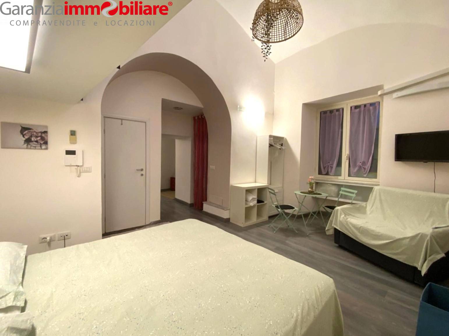 Appartamento in vendita a Napoli, San Ferdinando